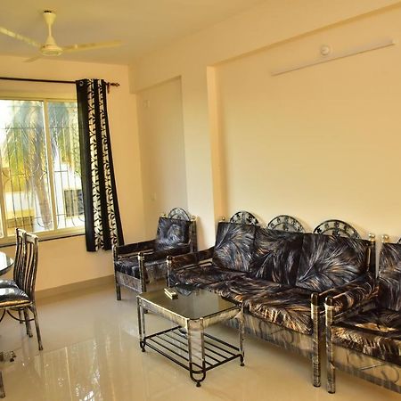 Fieldstone Lovely 2 Bhk Ac Apartment Talaulim Luaran gambar