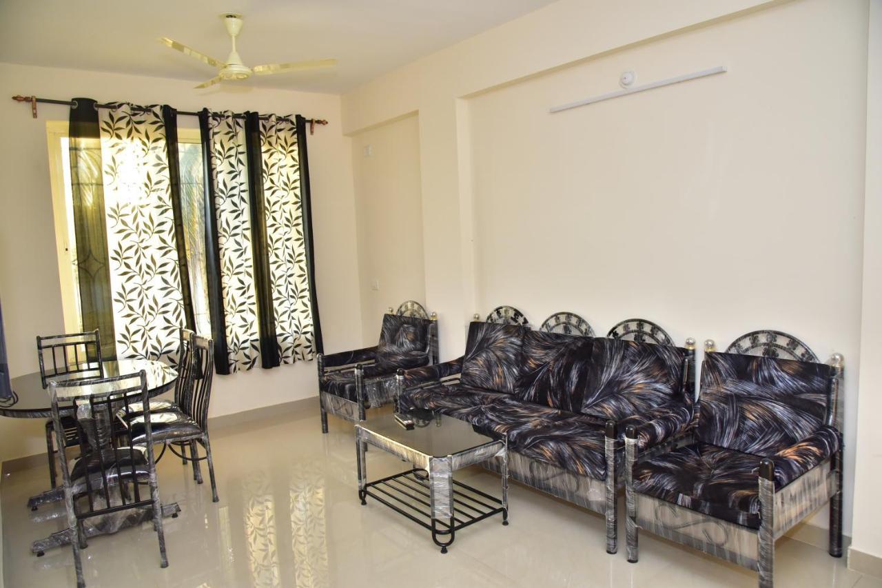 Fieldstone Lovely 2 Bhk Ac Apartment Talaulim Luaran gambar