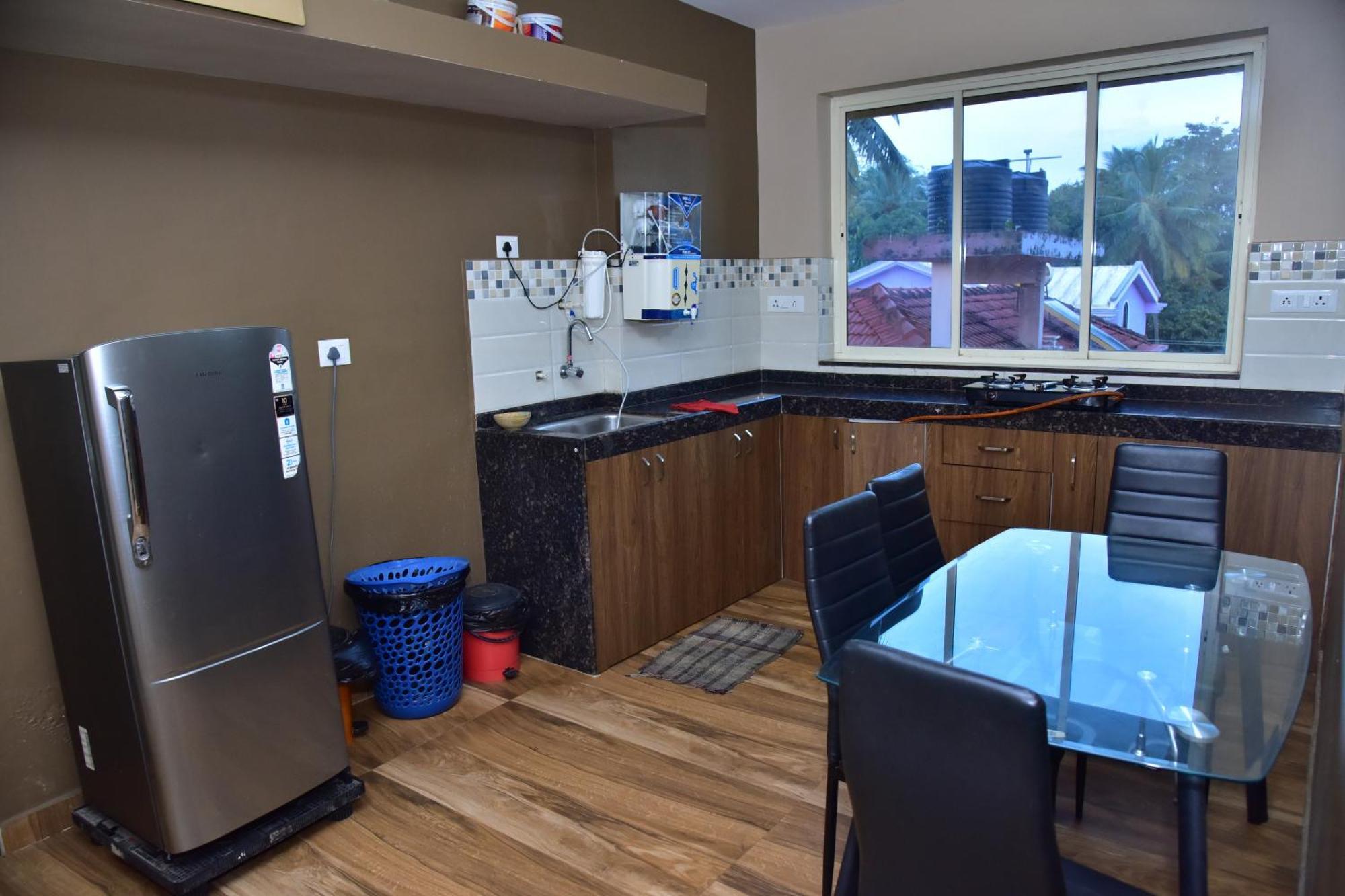 Fieldstone Lovely 2 Bhk Ac Apartment Talaulim Bilik gambar