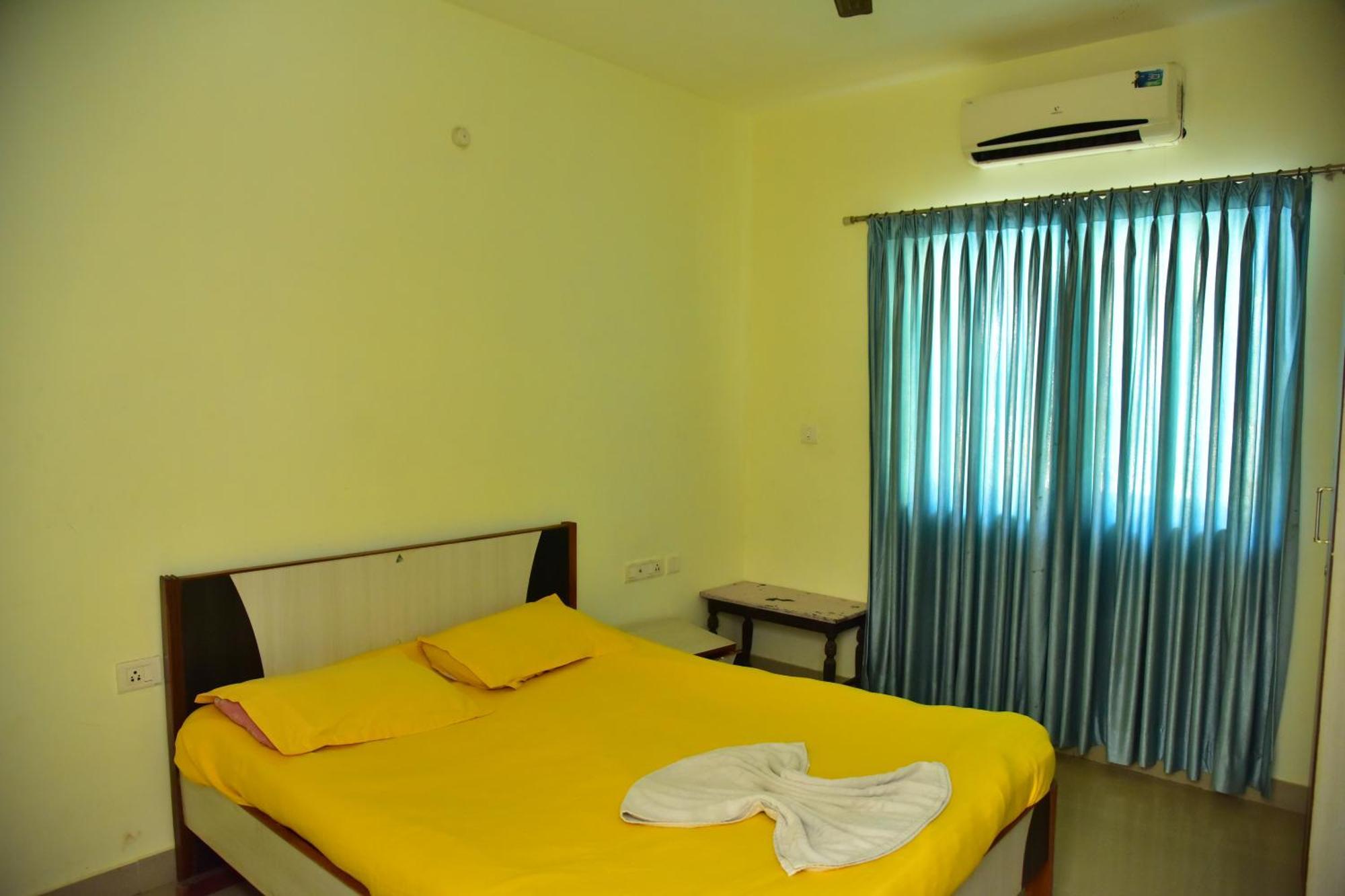 Fieldstone Lovely 2 Bhk Ac Apartment Talaulim Bilik gambar